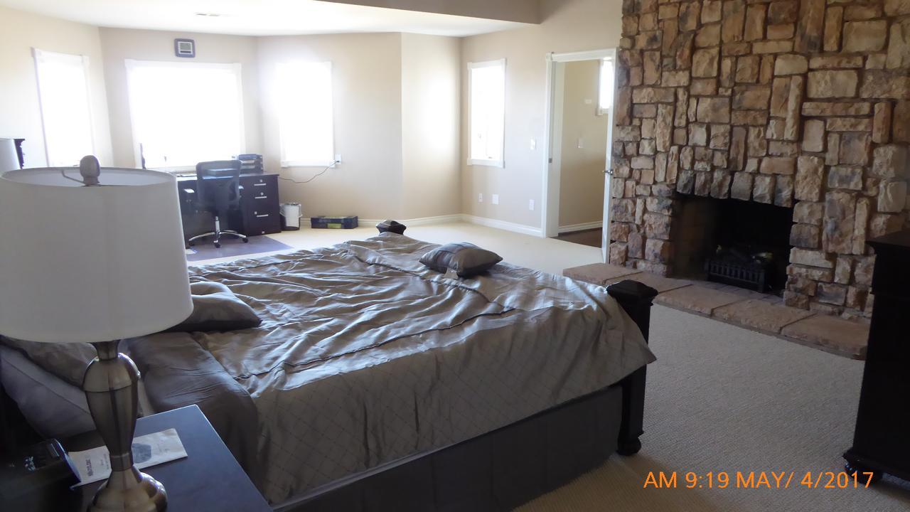 Mansion On The Hill Let 4 Rooms, 5Th Cost Extra Sage 外观 照片